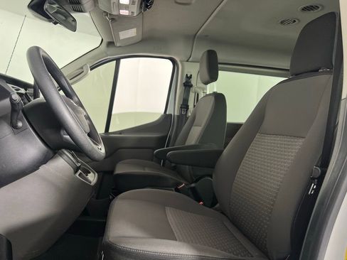 Used 2023 Ford Transit 350 XLT image 21