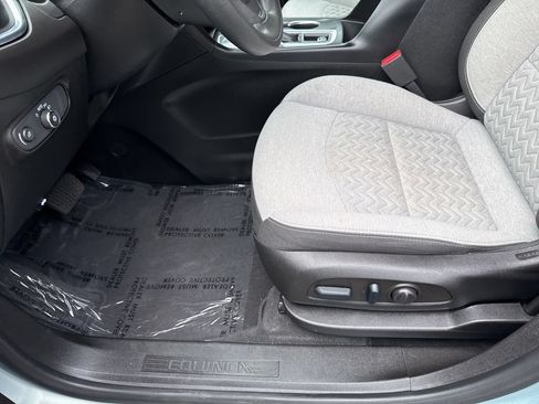 Used 2022 Chevrolet Equinox LT FWD image 30