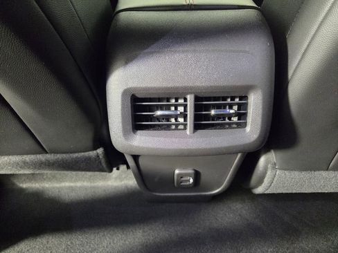 Used 2024 Chevrolet Equinox RS AWD/4WD image 24