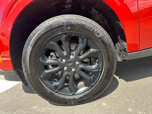 Certified 2024 Ford Maverick Lariat w/ Black Appearance Package FWD image 8
