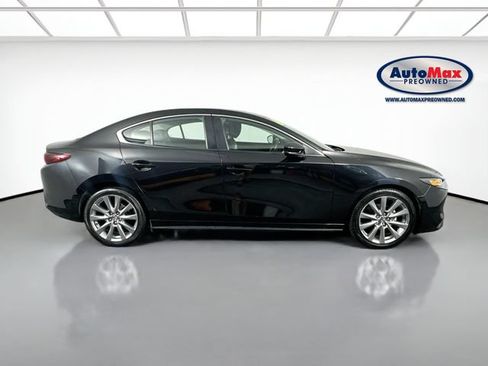 Used 2024 MAZDA MAZDA3 s FWD image 10