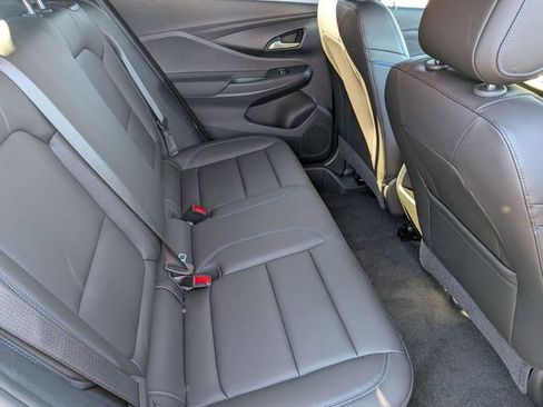 Used 2024 Buick Envista Sport Touring w/ Convenience I Package FWD image 30