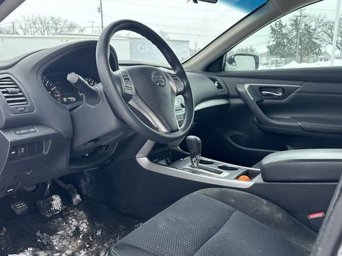 Used 2015 Nissan Altima 2.5 S w/ Special Edition Package image 8