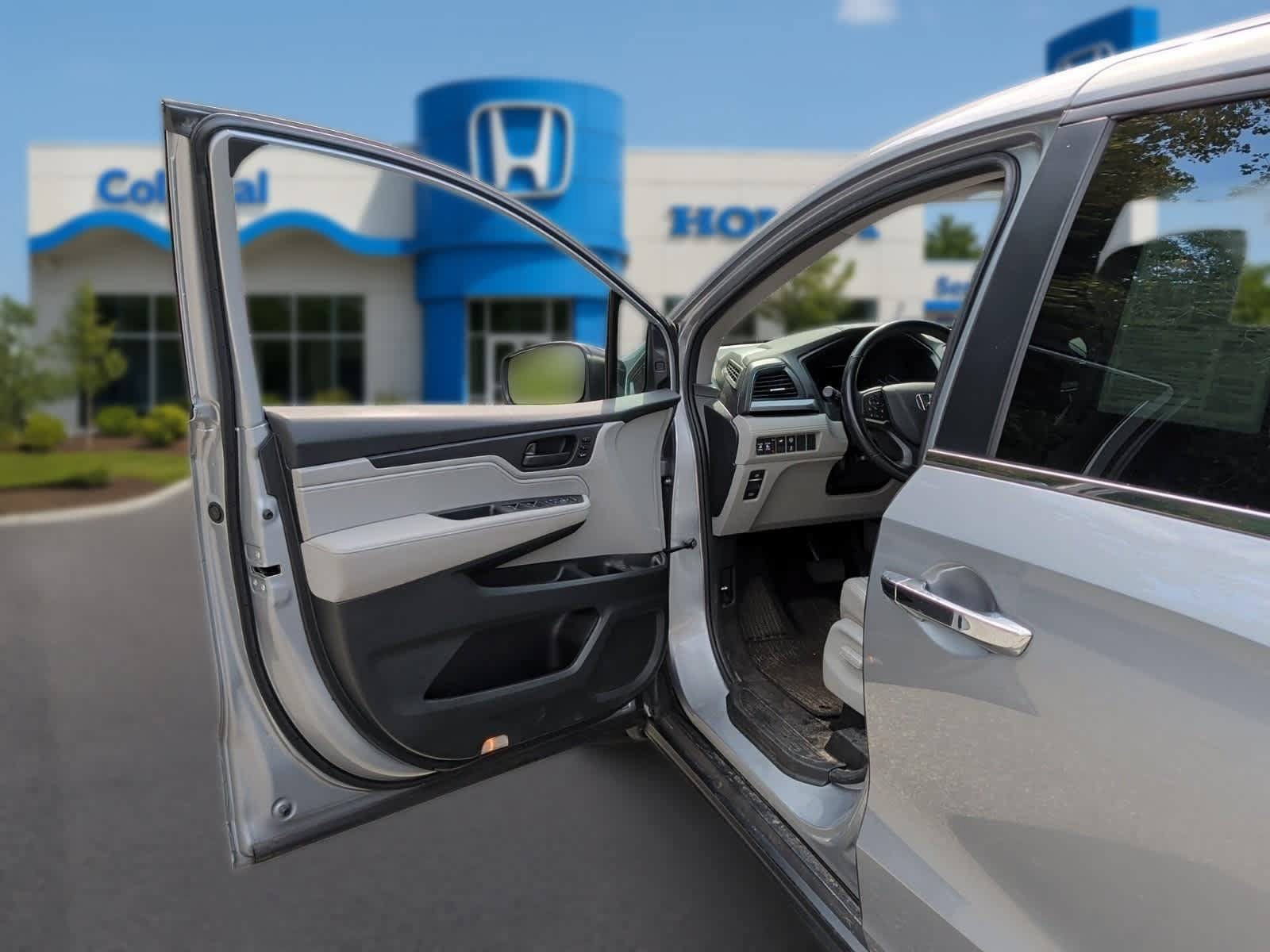 Used 2024 Honda Odyssey EX-L image 11