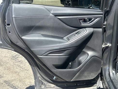 Used 2020 Subaru Forester Premium image 20