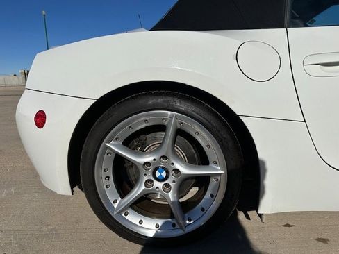 Used 2006 BMW Z4 3.0si image 9