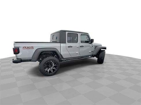 Used 2021 Jeep Gladiator Sport image 9