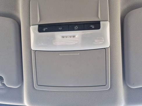 Used 2023 Nissan Rogue S image 25