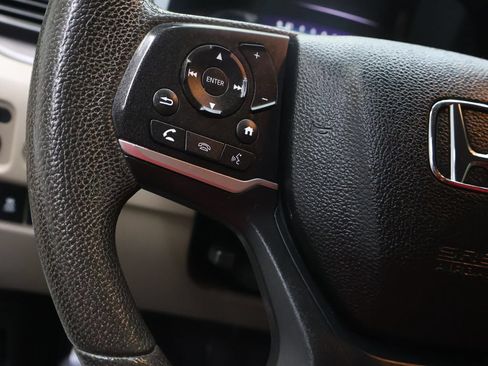 Used 2021 Honda Pilot EX image 20