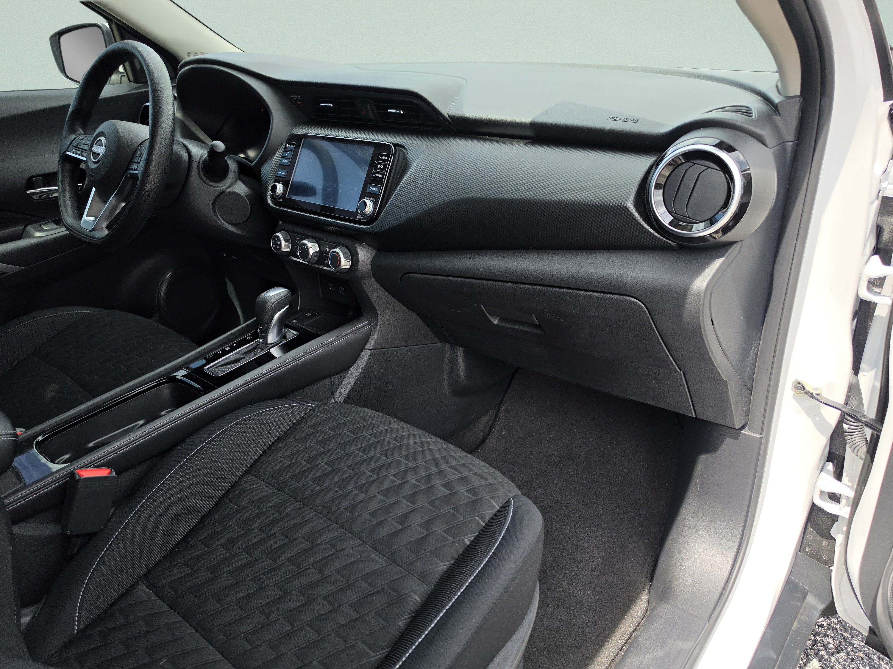 Used 2023 Nissan Kicks SV FWD image 17