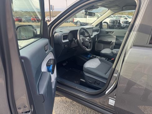 New 2025 Ford Maverick XLT w/ XLT Luxury Package image 9