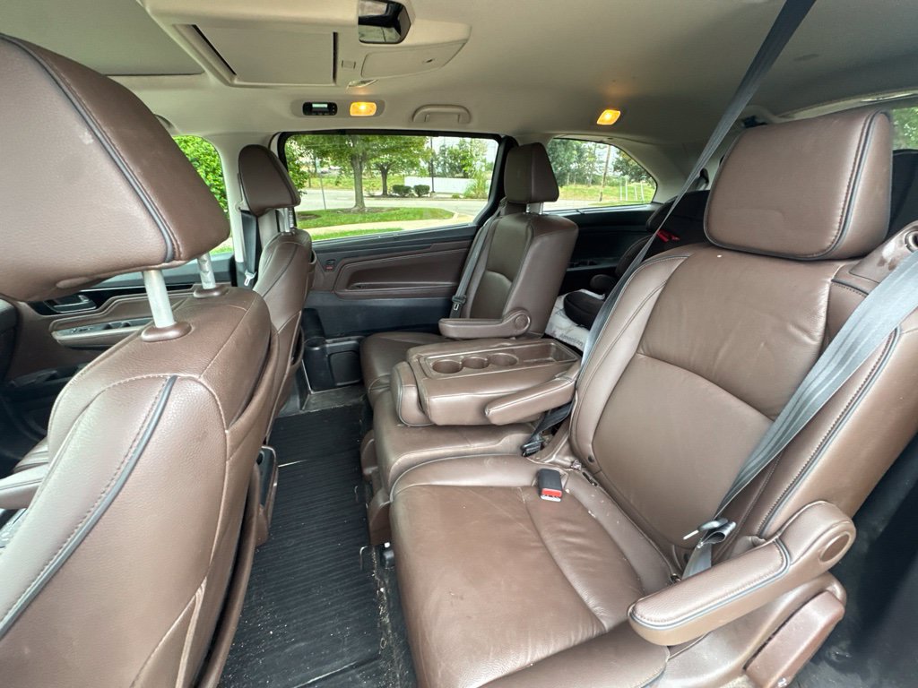 Used 2025 Honda Odyssey Touring image 12