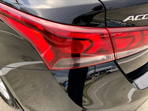 Used 2020 Hyundai Accent SEL image 26