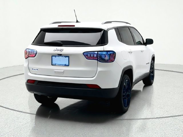 Used 2026 Jeep Compass Latitude AWD/4WD image 5