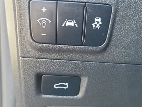 Used 2022 Kia K5 GT-Line w/ GT-Line Awd Premium Package image 15