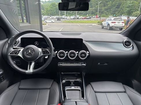 New 2025 Mercedes-Benz GLA 250 4MATIC image 44