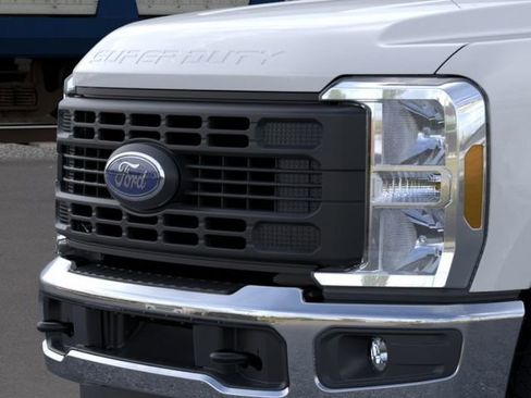 New 2026 Ford F350 XL AWD/4WD image 18