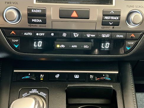 Used 2016 Lexus ES 350 350 image 12