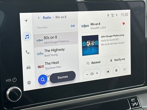 Used 2025 Toyota Camry SE image 19