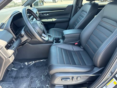 Used 2025 Honda CR-V Sport-L image 9