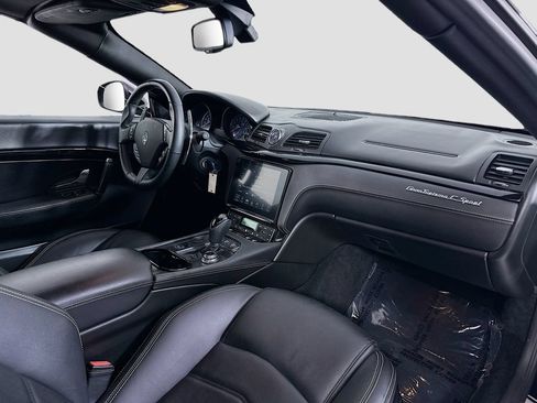 Used 2018 Maserati GranTurismo Sport RWD image 30