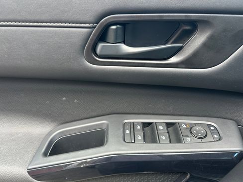 New 2026 Nissan Pathfinder SV image 11