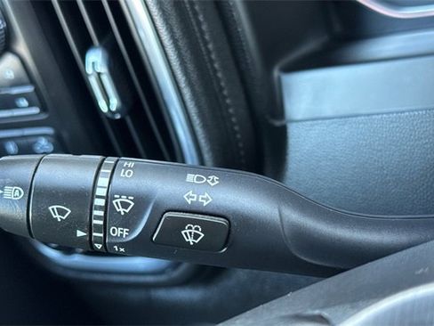 Used 2022 GMC Sierra 3500 Denali image 38