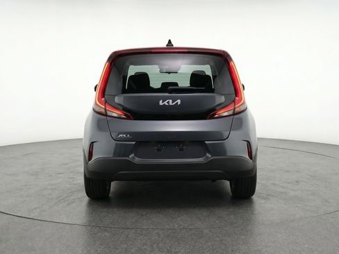 Used 2025 Kia Soul LX w/ LX Technology Package FWD image 7