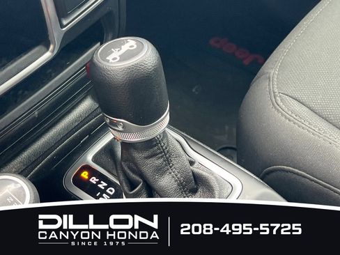 Used 2018 Jeep Wrangler Unlimited Sport AWD/4WD image 24