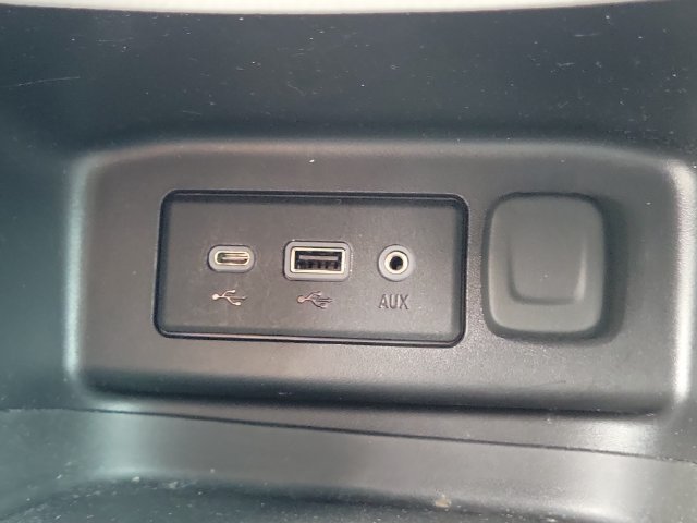 Used 2023 Chevrolet Equinox LS w/ LS Convenience Package FWD image 37