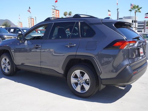Certified 2025 Toyota RAV4 XLE w/ Convenience Package FWD image 5