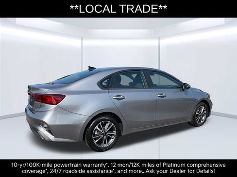 Certified 2023 Kia Forte LXS FWD image 6