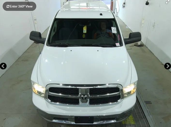 Used 2014 RAM 1500 Classic SLT AWD/4WD image 4