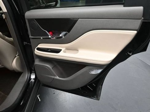 Certified 2023 Lincoln Corsair Reserve AWD/4WD image 26