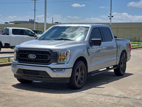 Used 2022 Ford F150 XLT w/ Equipment Group 302A High RWD image 8