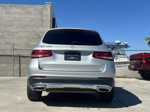 Used 2016 Mercedes-Benz GLC 300 4MATIC w/ Premium Package image 5