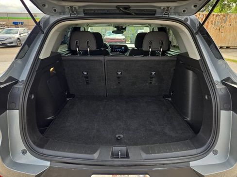 Used 2025 Chevrolet TrailBlazer LT AWD/4WD image 7