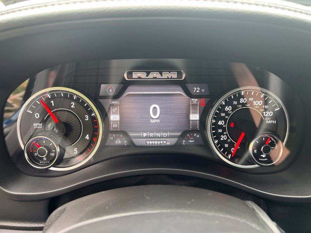 Used 2024 RAM 2500 Laramie w/ Night Edition AWD/4WD image 14