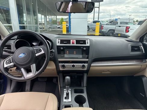 Used 2017 Subaru Outback 2.5i Limited AWD/4WD image 14