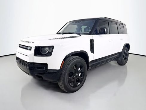Used 2022 Land Rover Defender 110 X-Dynamic HSE AWD/4WD image 1