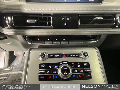 Used 2020 Lincoln Aviator Reserve w/ Equipment Group 202A AWD/4WD image 38