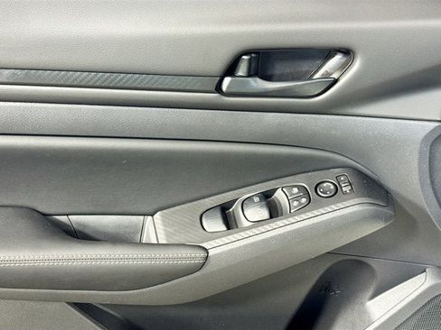 New 2026 Nissan Altima 2.5 SV FWD image 15