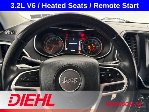 Used 2020 Jeep Cherokee Latitude AWD/4WD image 22