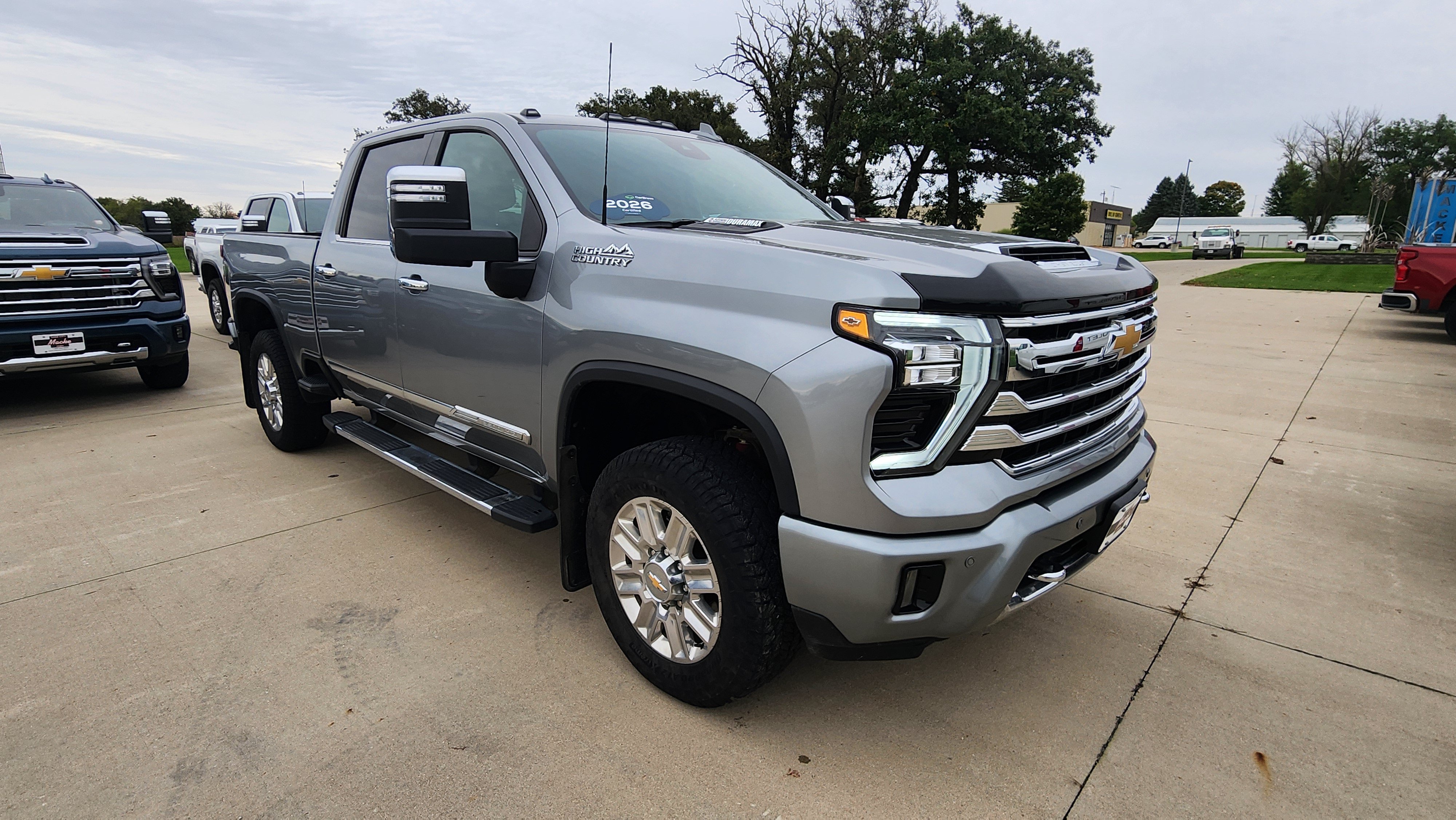 Certified 2025 Chevrolet Silverado 3500 High Country w/ Technology Package AWD/4WD image 3