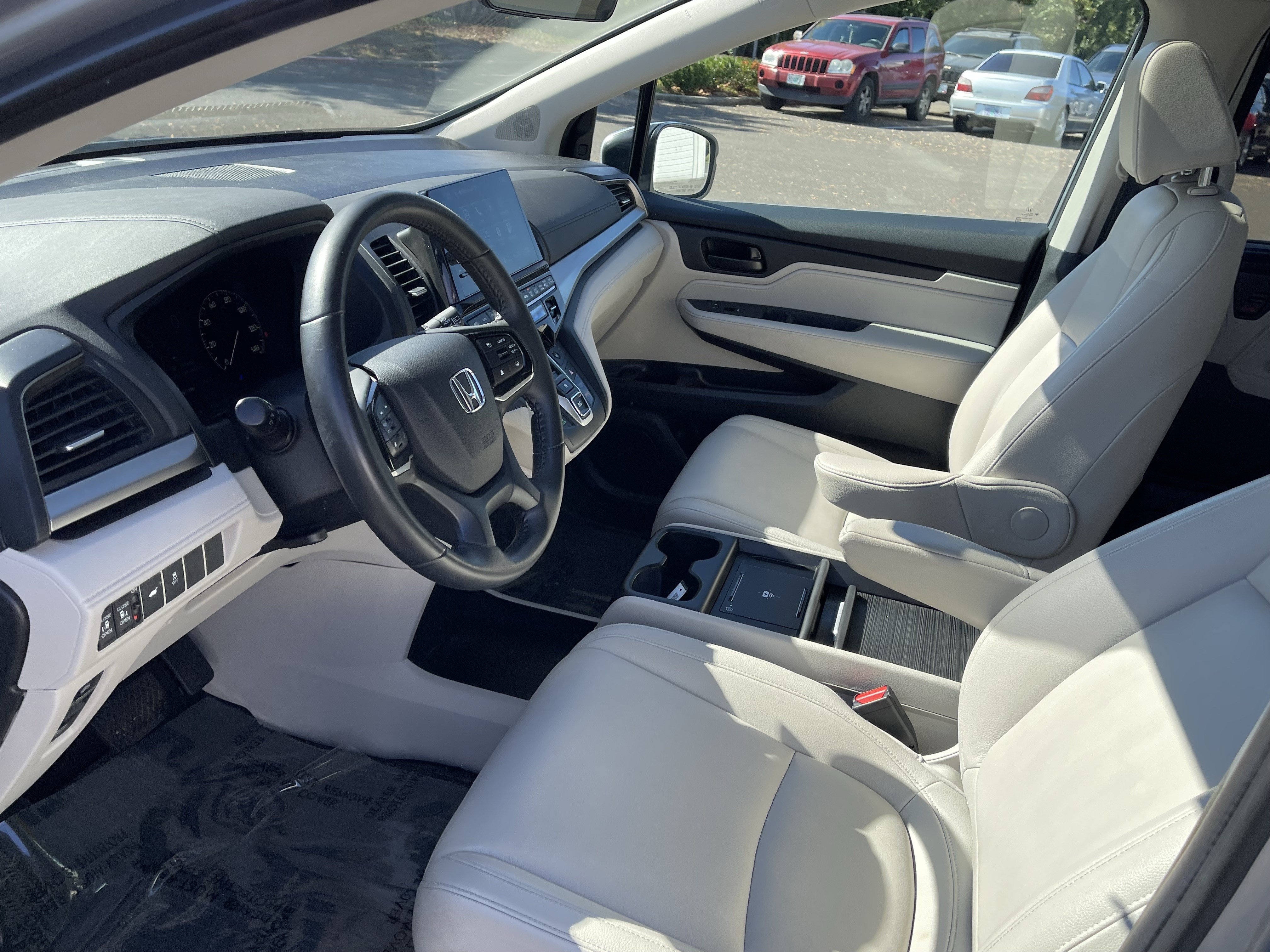 Used 2025 Honda Odyssey EX-L image 10
