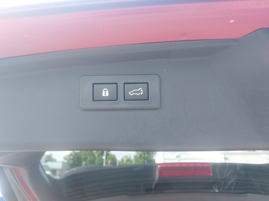 Used 2024 Subaru Outback Touring XT AWD/4WD image 32