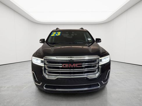 Used 2023 GMC Acadia SLE w/ Driver Convenience Package FWD image 2