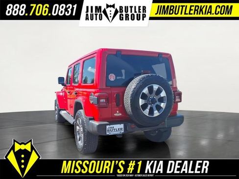 Used 2020 Jeep Wrangler Unlimited Sahara AWD/4WD image 5