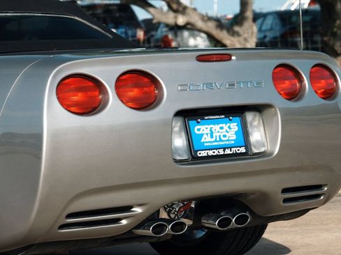 Used 2002 Chevrolet Corvette Convertible w/ Preferred Equipment Group2 RWD image 27