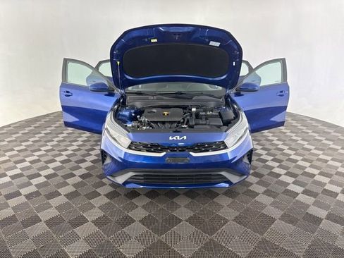 Certified 2022 Kia Forte LXS FWD image 13